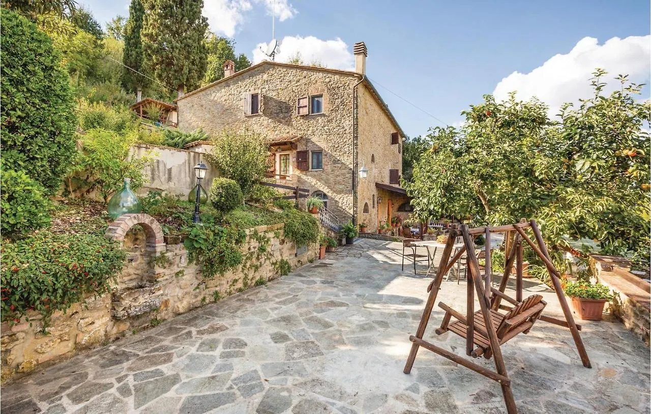 1 Bedroom Beautiful Apartment In Prato Dera Pi Italy